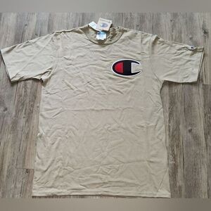 Champion T-shirt size Large NEW!‎